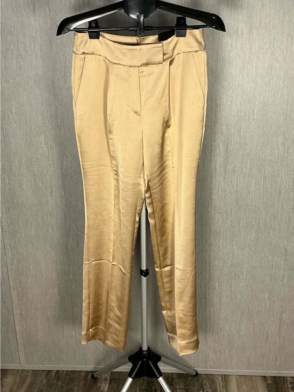 White House Black Market Golden Cream Satin Straight-Leg Pants Size 4 - Picture 7 of 16